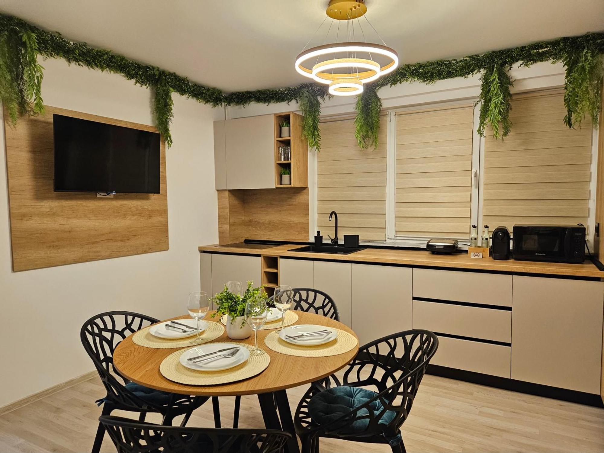 Bali Del Mar Apartments นาโวดาริ ภายนอก รูปภาพ